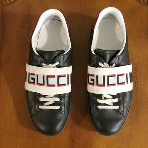 Authentic Men's Gucci Ace Stripe Leather Sneakers- Size 8